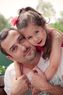 Portrait Photography Sydney Australia | Zest Foto bio picture